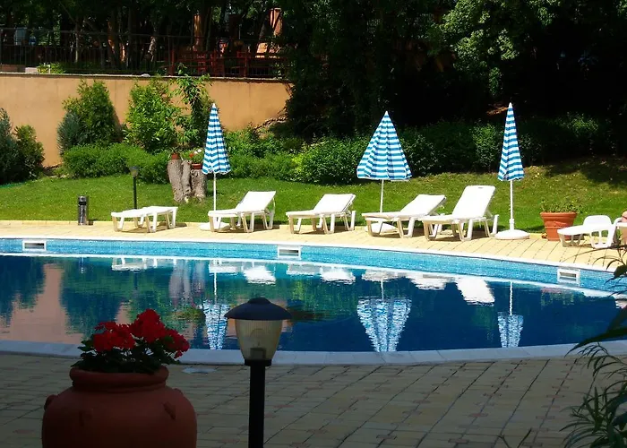 Luxury Sunrise Complex Apartment *